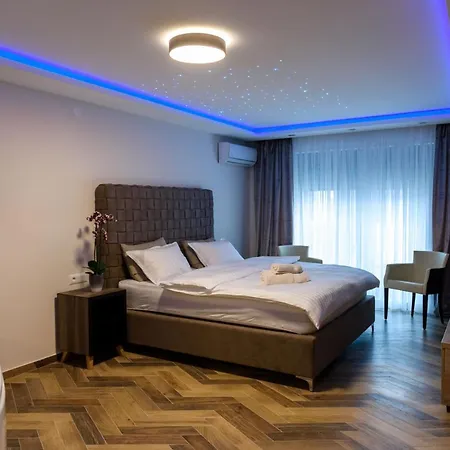 Perla Lux Indija